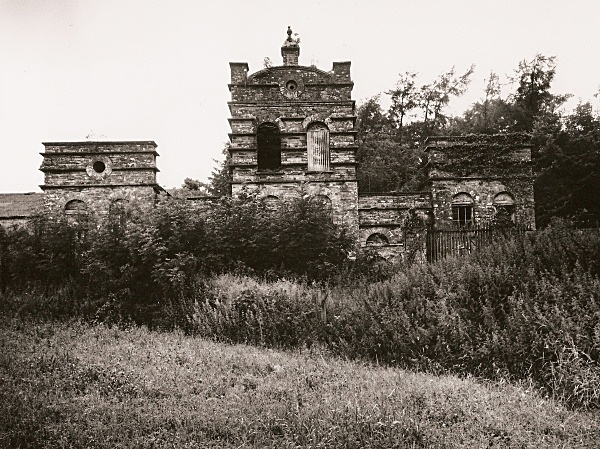 PIGEON HOUSE, Cilwendig House (not derelict), Boncath, Pembrokeshire 2004