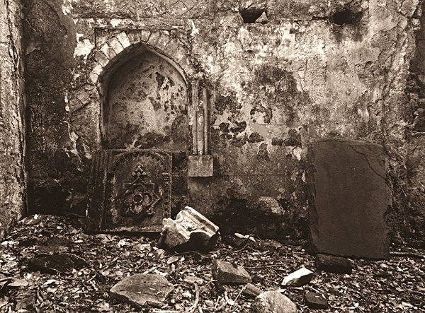 BOULSTON MANOR CHURCH, Uzmaston, Pembrokeshire 2011 - PEMBROKESHIRE
