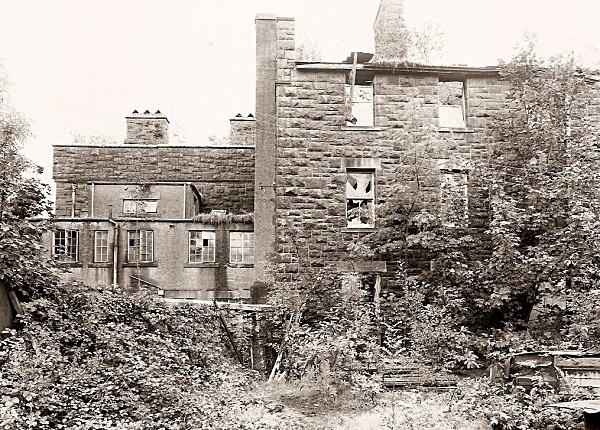 GWYNFRYN PLAS, Llanystumdwy, Caernarvonshire 2009