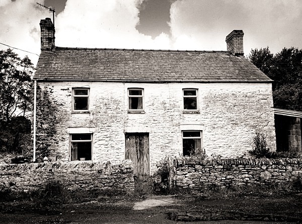 TY'N Y SWYDD, Castell Flemish, Ceredigion 2014 - CEREDIGION FARMS & COTTAGES