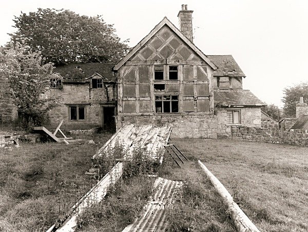LLWYN YNN, Llanfair-Dyffryn, Denbighshire 2010 - DENBIGHSHIRE