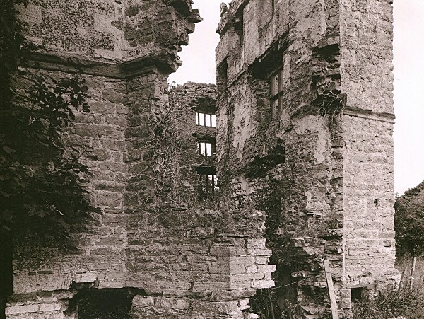 FOXHALL NEWYDD, Henllan, Denbighshire 2011 - DENBIGHSHIRE