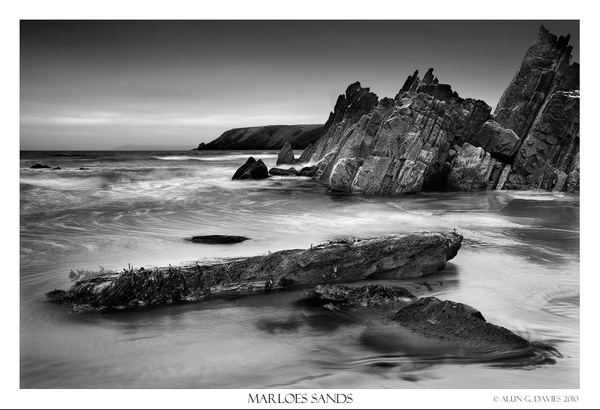 Marloes Sands - Du a Gwyn / Black and White Images