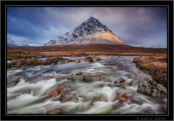 Stob Dearg With first light - Yr Alban / Scotland