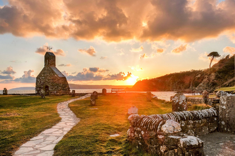Cwm yr Eglwys Sunrise 2 - West Wales