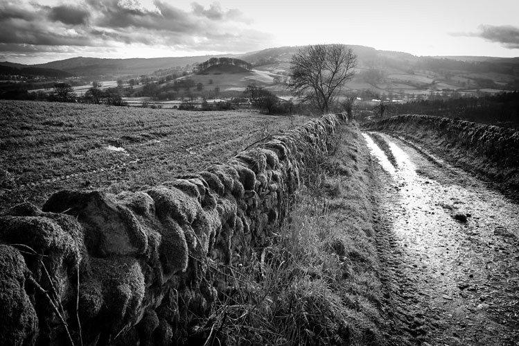 Pic Tor Rowsley - Black and White