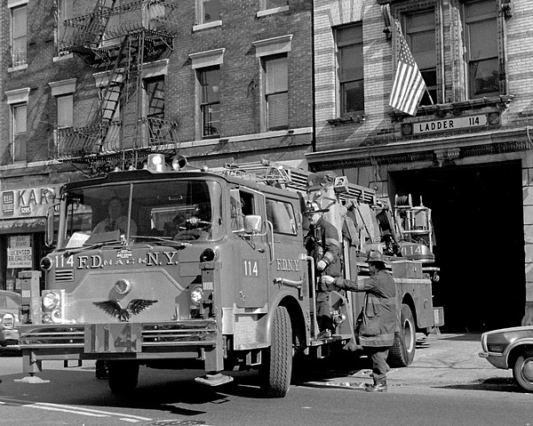JGD 0039 - FDNY in action
