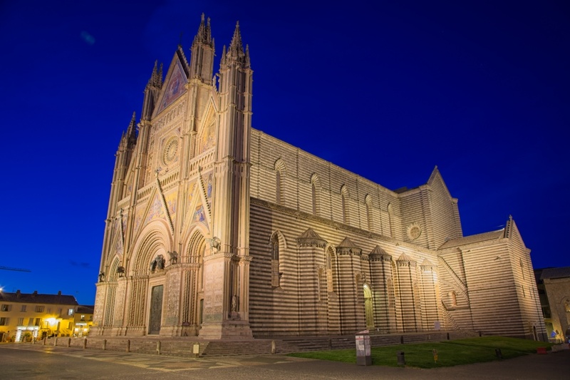 Duomo in Orvieto @ night - Italy 2024