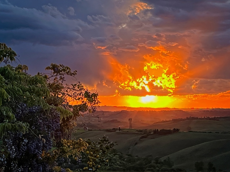 Tuscan Sunset - Italy 2024