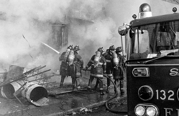 JGD 0063 - FDNY in action