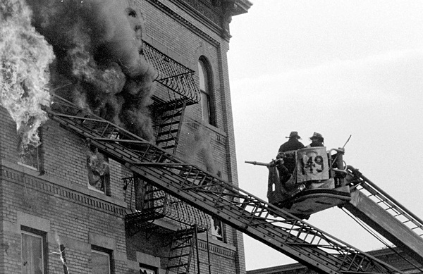 JGD 0041 - FDNY in action