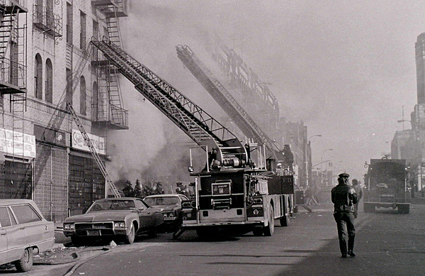 JGD 0040 - FDNY in action