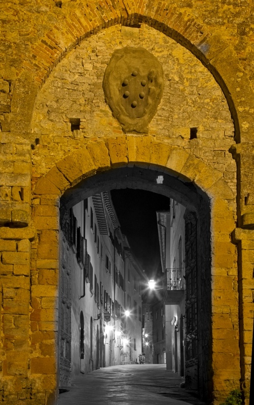 Volterra @ night - Italy 2024