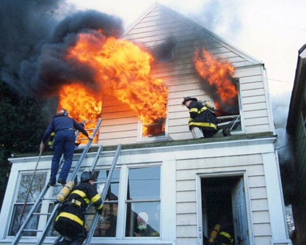 26 SI 2-2 6 - FDNY in action