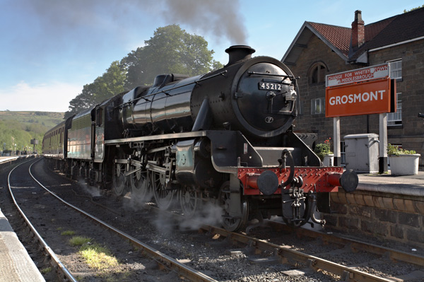 Black 5 At Grosmont - Trains & Tanks