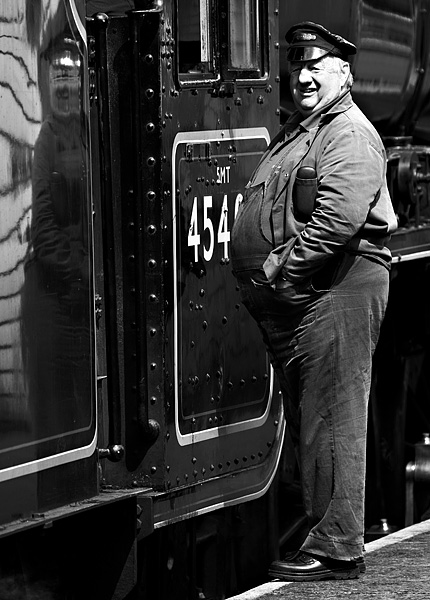 454XX - Candid Portraits