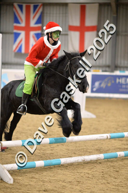 D4N_4793 - NorthcoteSun26thOct'25 Unaff.Jumping AvailableUntil28thNov'25