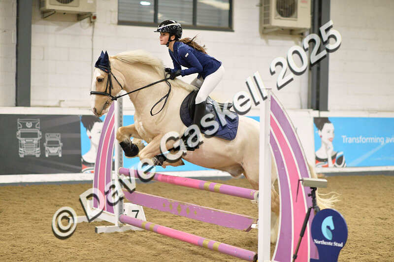 D4N_5876 - NorthcoteSun16thNov'25 Unaff.Jumping AvailableUntil16thDec'25