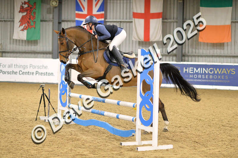 D4N_6072 - NorthcoteSun16thNov'25 Unaff.Jumping AvailableUntil16thDec'25