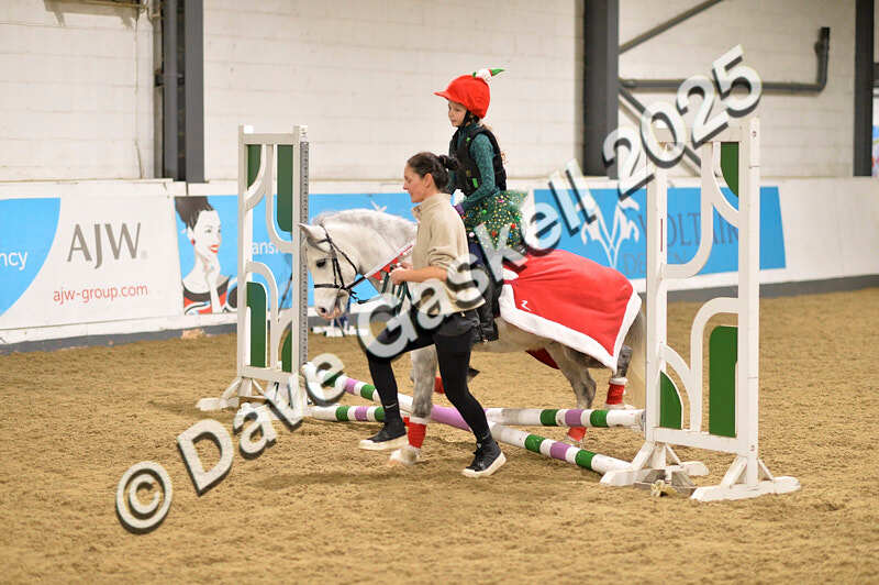D4N_6579 - NorthcoteSat8thDec'25 XmasShowJumping AvailableUntil6thJan'26