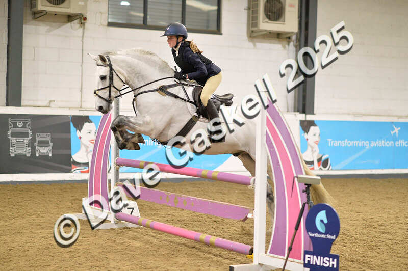 D4N_5944 - NorthcoteSun16thNov'25 Unaff.Jumping AvailableUntil16thDec'25