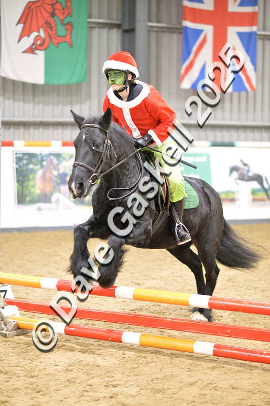 D4N_4794 - NorthcoteSun26thOct'25 Unaff.Jumping AvailableUntil28thNov'25