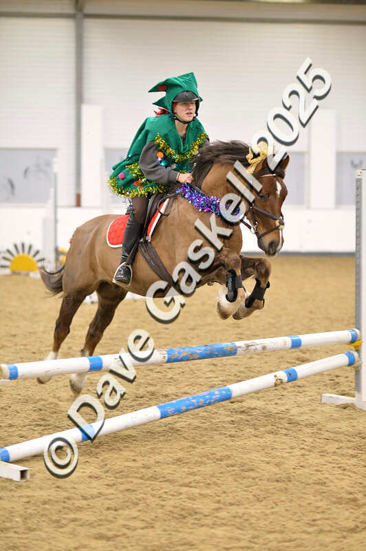 D4N_6803 - NorthcoteSat8thDec'25 XmasShowJumping AvailableUntil6thJan'26