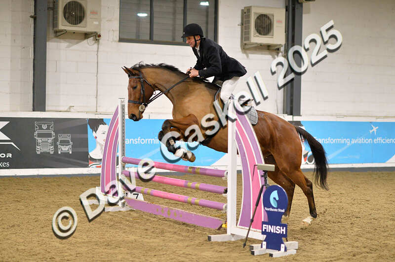 D4N_6391 - NorthcoteSun16thNov'25 Unaff.Jumping AvailableUntil16thDec'25