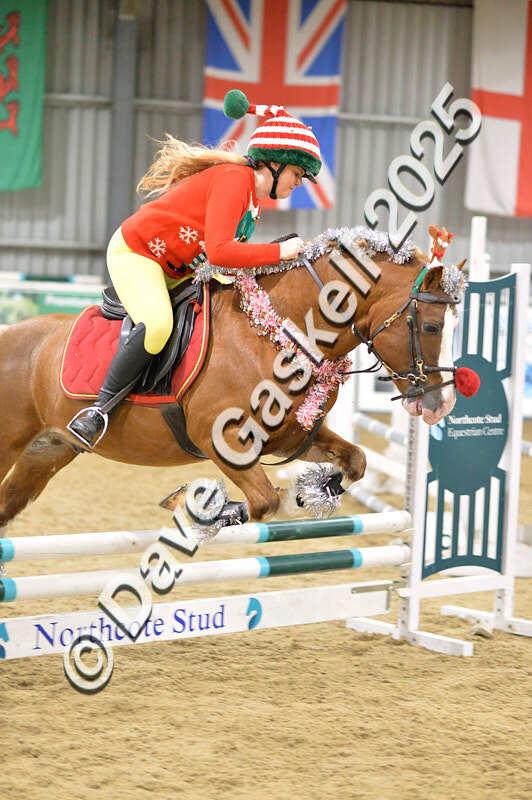 D4N_7113 - NorthcoteSat8thDec'25 XmasShowJumping AvailableUntil6thJan'26