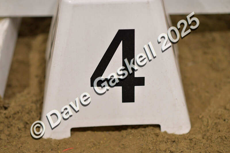 D4N_4984 - NorthcoteSun26thOct'25 Unaff.Jumping AvailableUntil28thNov'25