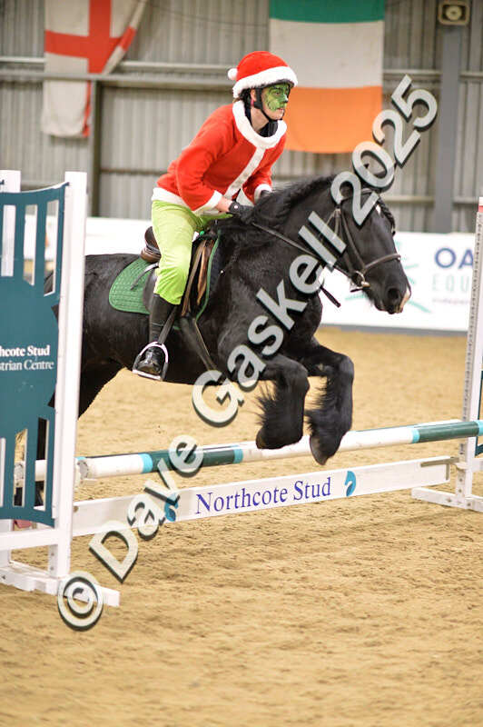 D4N_4797 - NorthcoteSun26thOct'25 Unaff.Jumping AvailableUntil28thNov'25