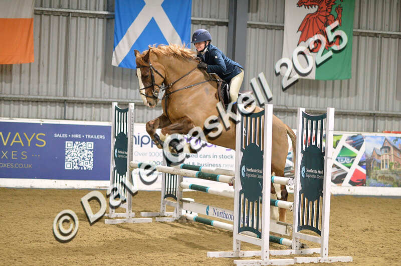 D4N_6482 - NorthcoteSun16thNov'25 Unaff.Jumping AvailableUntil16thDec'25