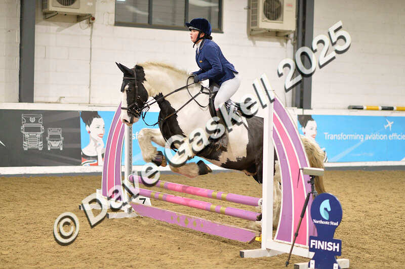 D4N_6045 - NorthcoteSun16thNov'25 Unaff.Jumping AvailableUntil16thDec'25