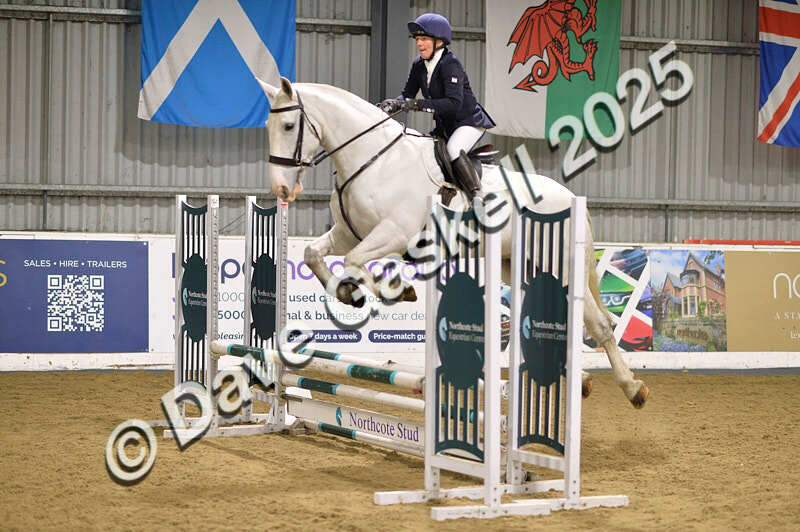 D4N_6167 - NorthcoteSun16thNov'25 Unaff.Jumping AvailableUntil16thDec'25