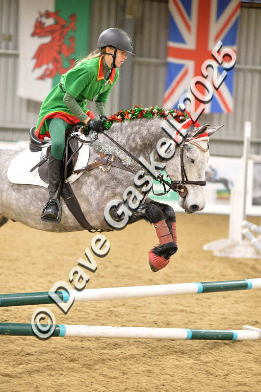 D4N_6790 - NorthcoteSat8thDec'25 XmasShowJumping AvailableUntil6thJan'26