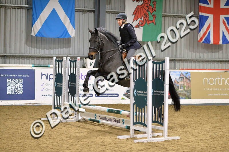 D4N_5974 - NorthcoteSun16thNov'25 Unaff.Jumping AvailableUntil16thDec'25