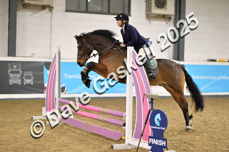 D4N_5992 - NorthcoteSun16thNov'25 Unaff.Jumping AvailableUntil16thDec'25