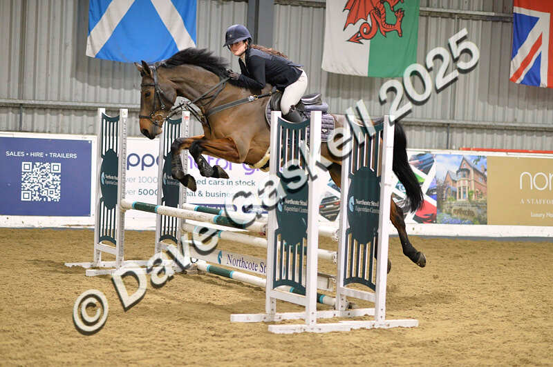 D4N_6279 - NorthcoteSun16thNov'25 Unaff.Jumping AvailableUntil16thDec'25