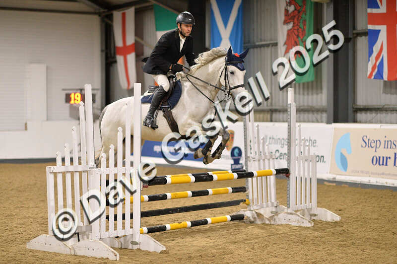 D4N_5426 - NorthcoteSun26thOct'25 Unaff.Jumping AvailableUntil28thNov'25