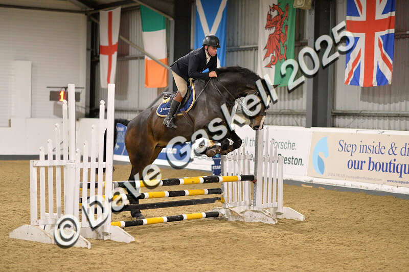 D4N_5410 - NorthcoteSun26thOct'25 Unaff.Jumping AvailableUntil28thNov'25