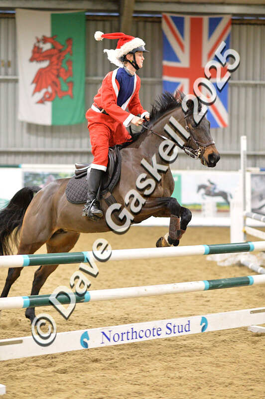 D4N_7047 - NorthcoteSat8thDec'25 XmasShowJumping AvailableUntil6thJan'26