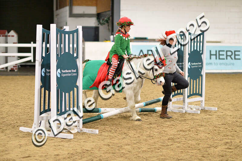 D4N_6592 - NorthcoteSat8thDec'25 XmasShowJumping AvailableUntil6thJan'26