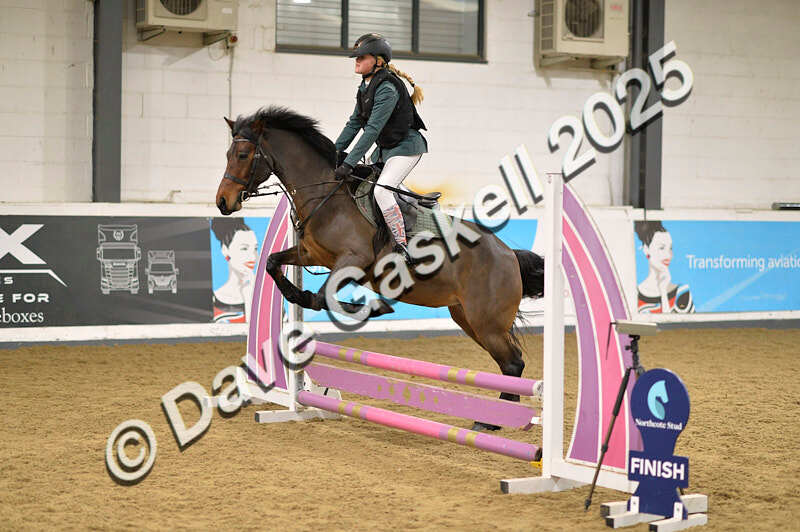 D4N_5599 - NorthcoteSun16thNov'25 Unaff.Jumping AvailableUntil16thDec'25