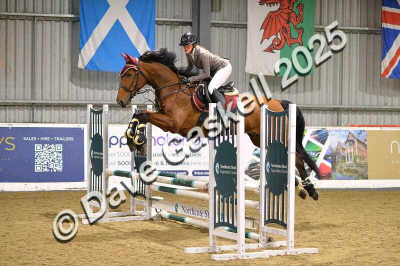 D4N_6315 - NorthcoteSun16thNov'25 Unaff.Jumping AvailableUntil16thDec'25