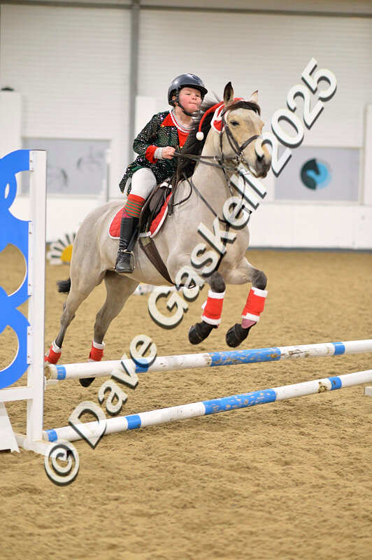 D4N_6673 - NorthcoteSat8thDec'25 XmasShowJumping AvailableUntil6thJan'26