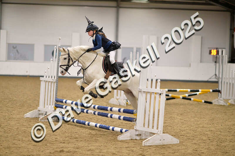 D4N_4908 - NorthcoteSun26thOct'25 Unaff.Jumping AvailableUntil28thNov'25