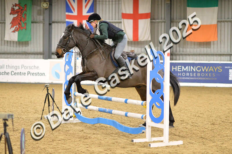 D4N_6114 - NorthcoteSun16thNov'25 Unaff.Jumping AvailableUntil16thDec'25