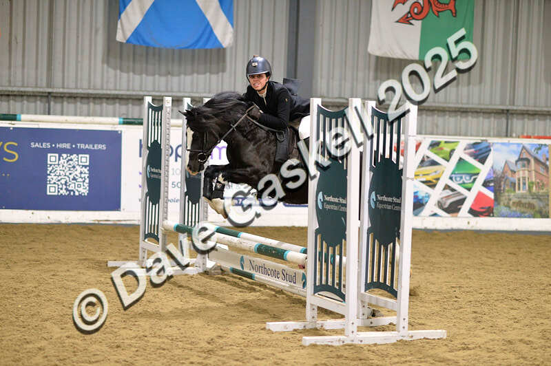 D4N_5986 - NorthcoteSun16thNov'25 Unaff.Jumping AvailableUntil16thDec'25