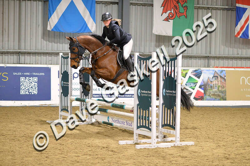 D4N_6195 - NorthcoteSun16thNov'25 Unaff.Jumping AvailableUntil16thDec'25