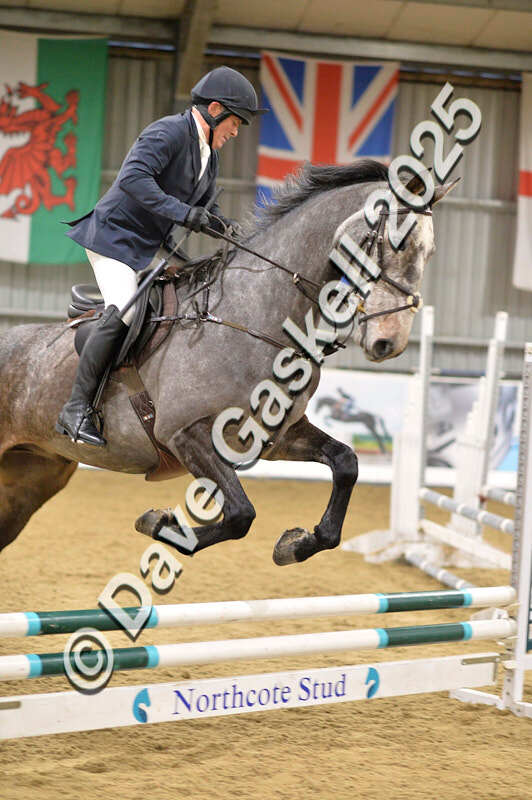 D4N_7170 - NorthcoteSat8thDec'25 XmasShowJumping AvailableUntil6thJan'26